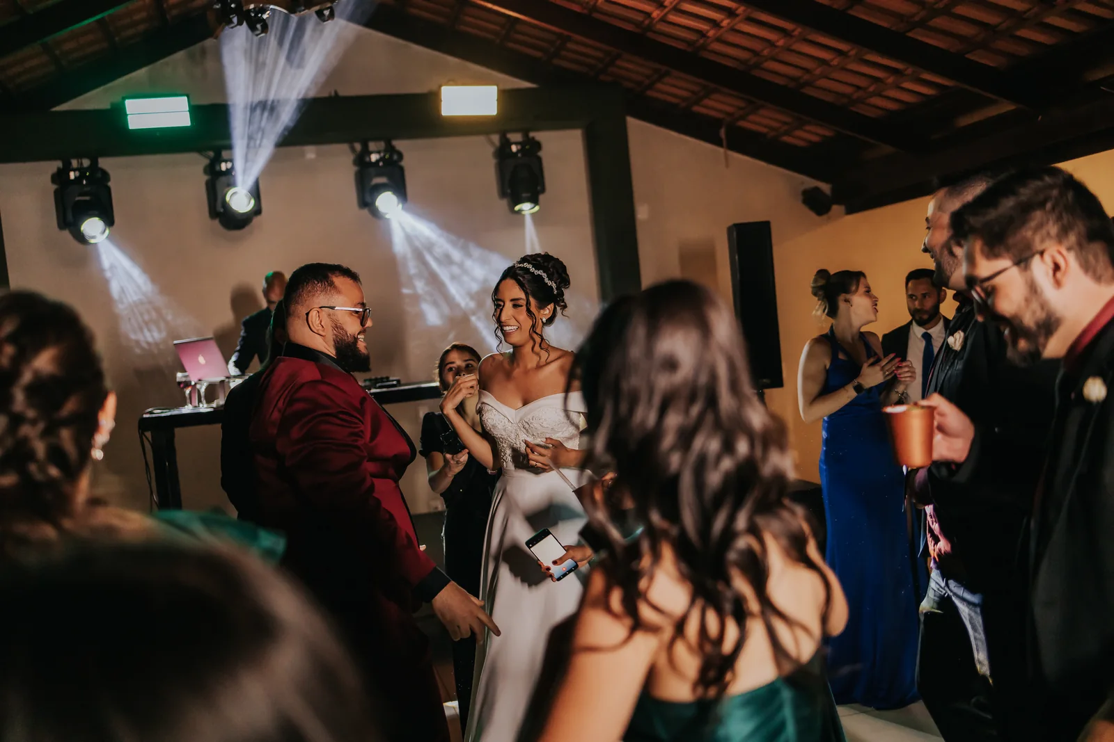 Pista de dança em casamento com Mael Siqueira DJ